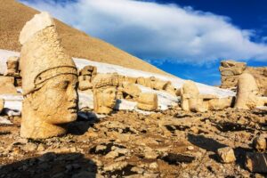 Nemrut Turları